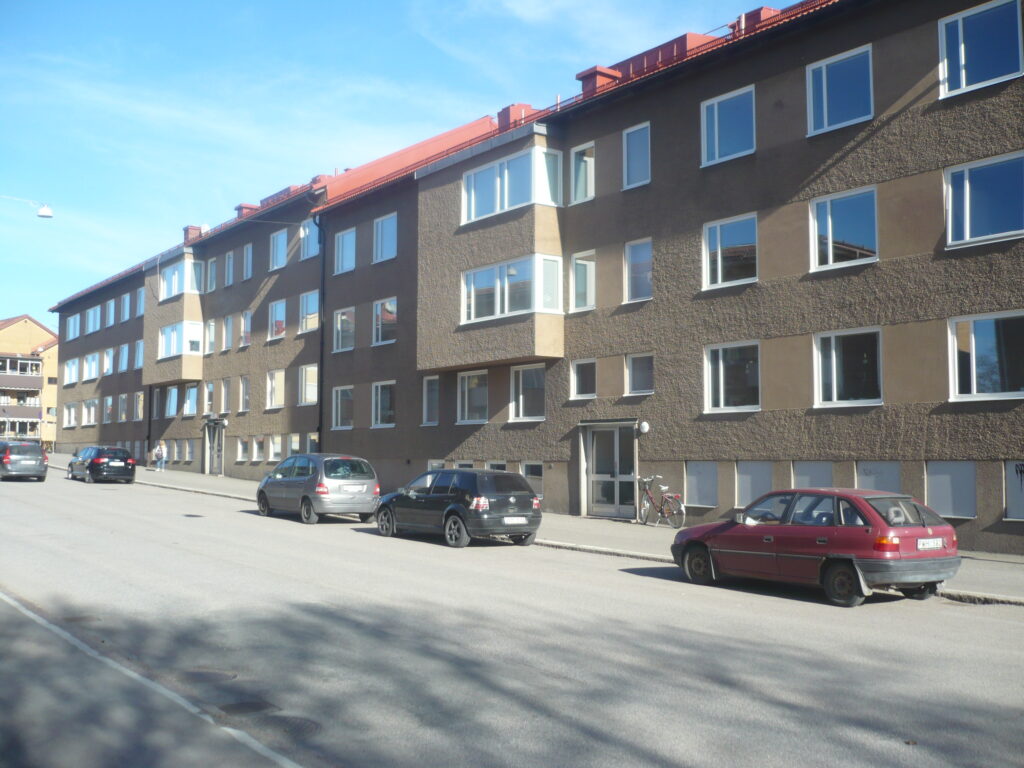 Ö. Järnvägsgatan, byte av 240 fönster